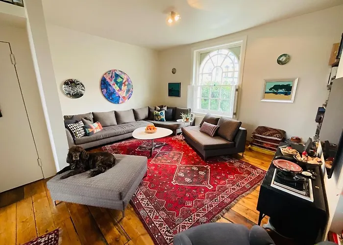 Stunning Flat For Families