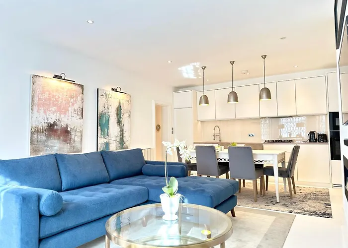 Stylish Apartment With Bbq Kensington