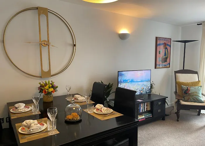 Lombok Apartment Near Old Street,Islington,Angel