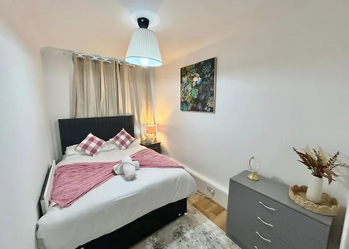 Beautiful Marble Arch Flat