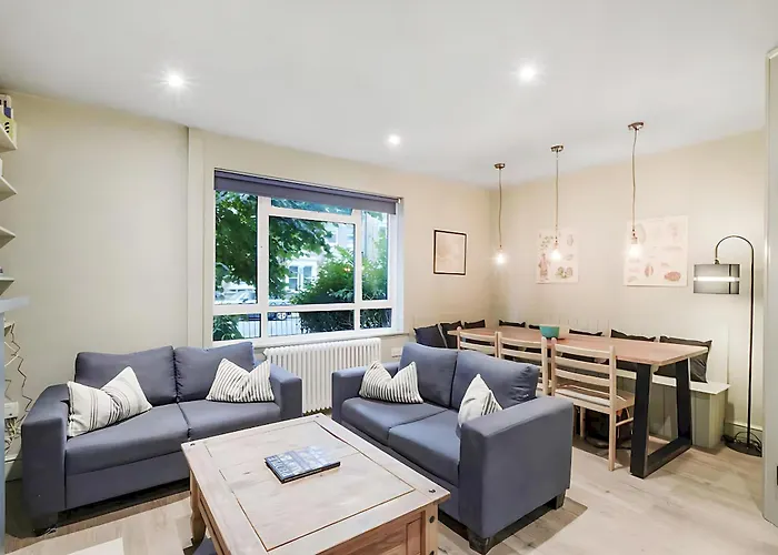 Pass The Keys Modern & Bright 3 Bedroom In Leafy Barnsbury