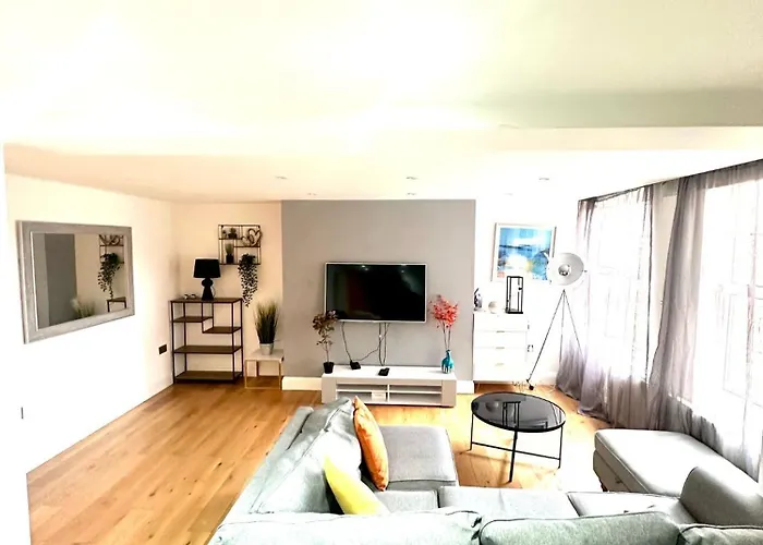 Marble Arch 3 Bedroom