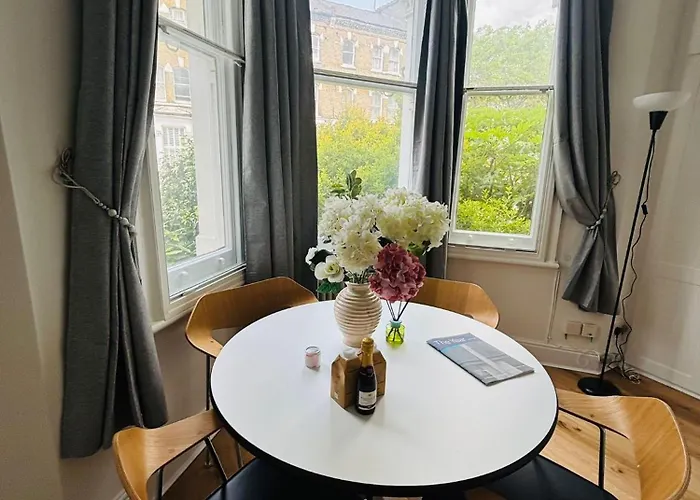 Heart Of Kensington London