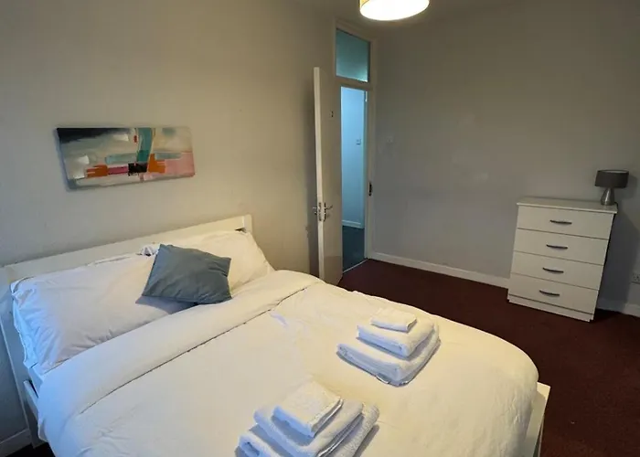 Tranquil 3Br In Tottenham