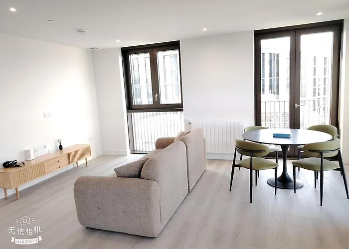 Unique 2 Bedroom Flat By Westham