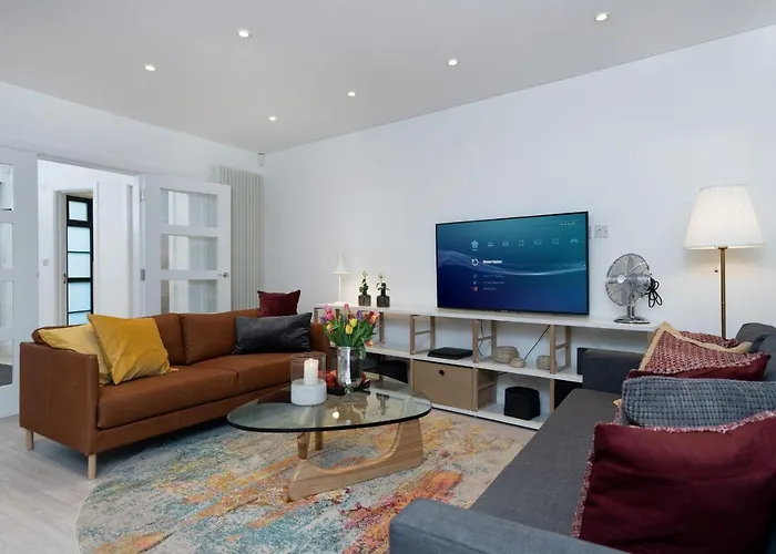 Huge & Central 3 Bedr, 4 Beds, 2,5 Bath Covent Gdn