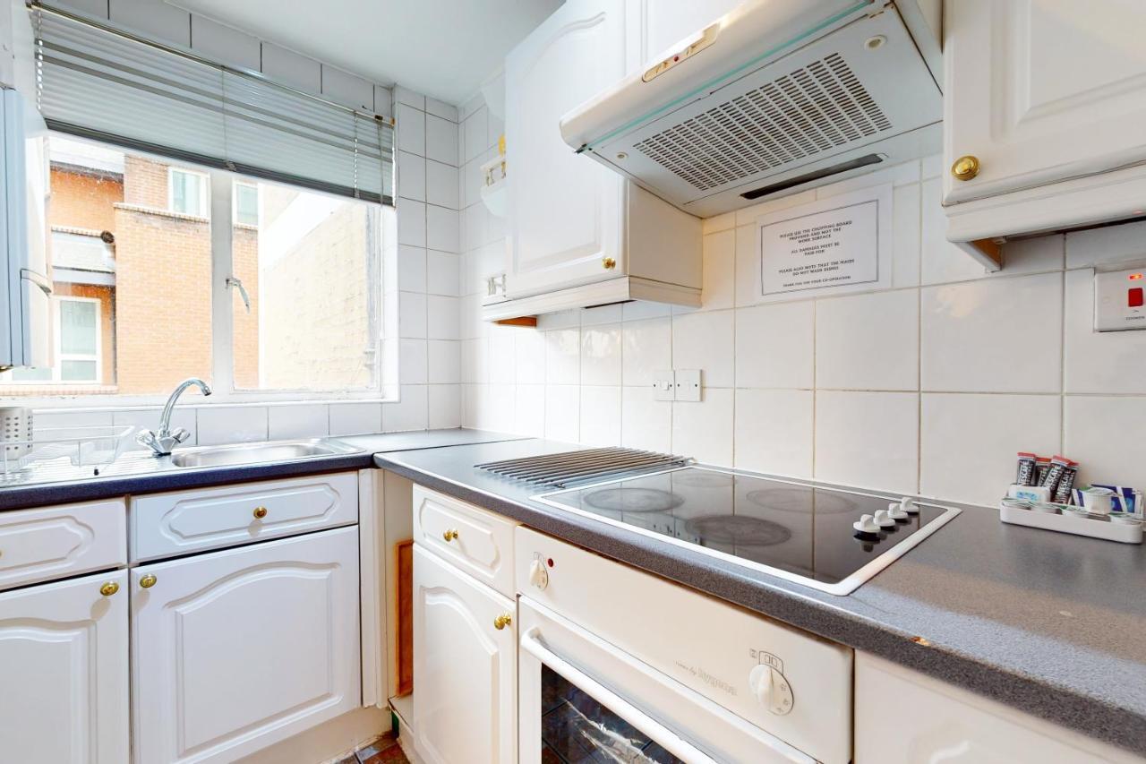 Hertford Court Apartahotel 3*