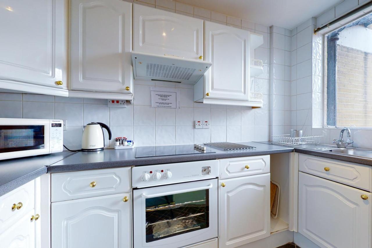 Apartahotel Hertford Court 3*