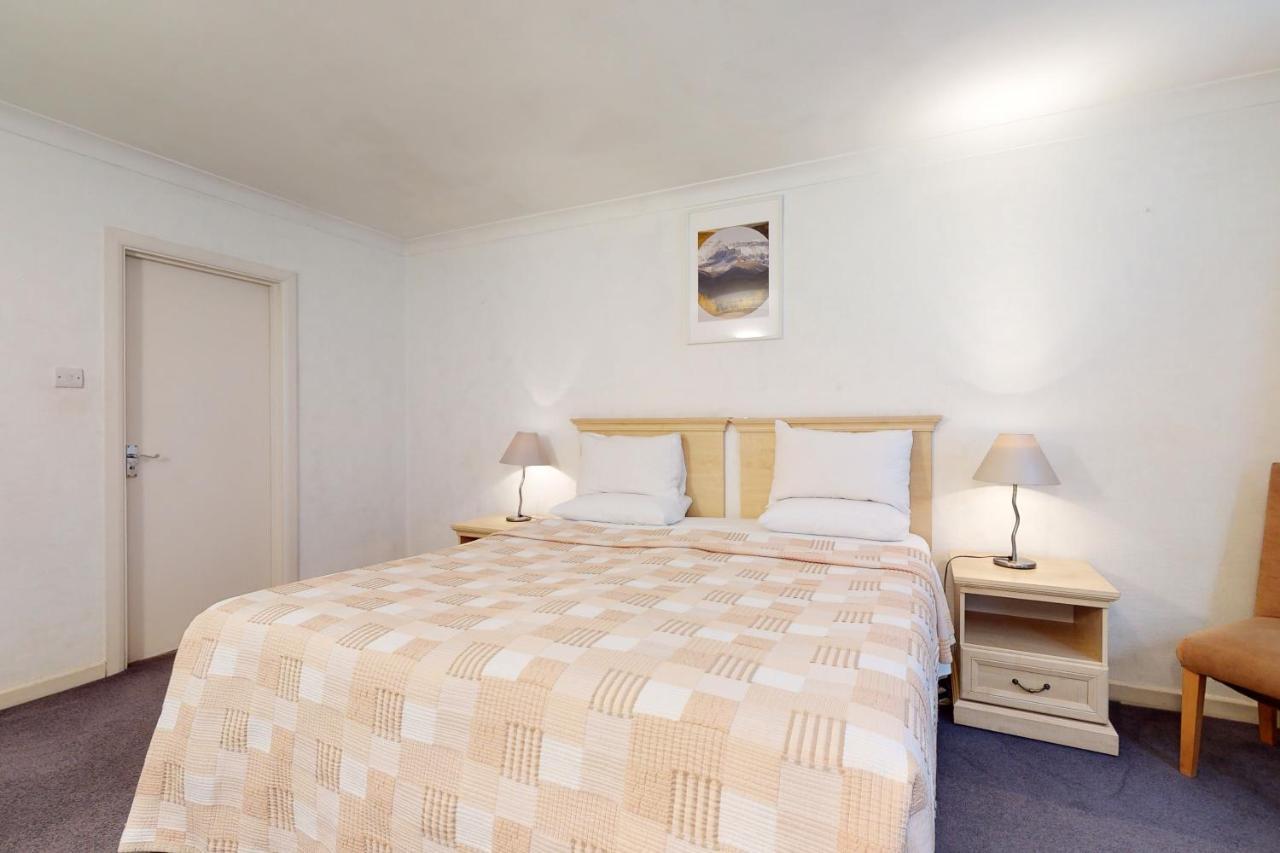 Hertford Court Apartahotel