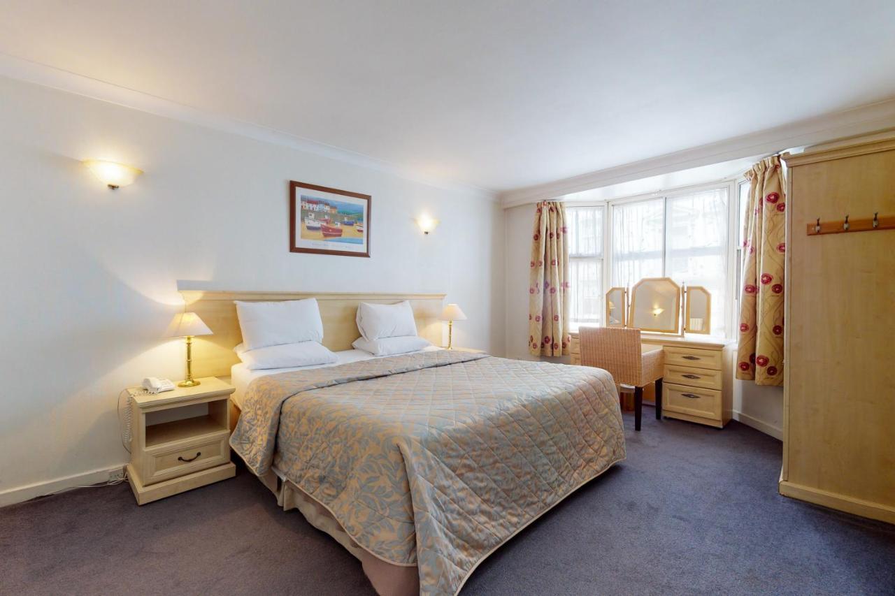 Hertford Court Apartahotel