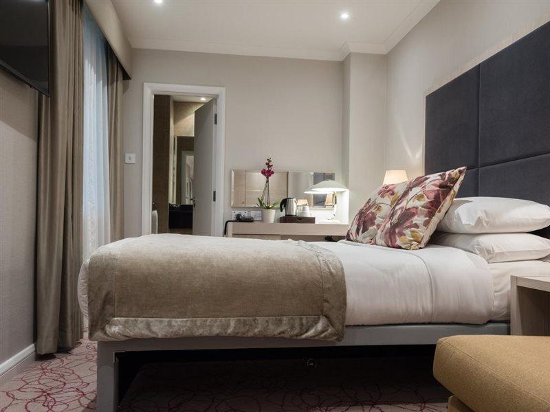 Blandford Hotel