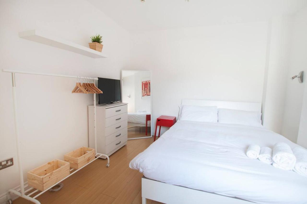 Tooting Broadway Studios & Rooms By Primecityhosts Pensión Londres
