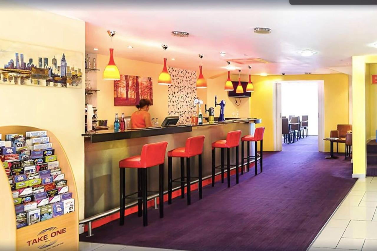 Oyo Luton 2*