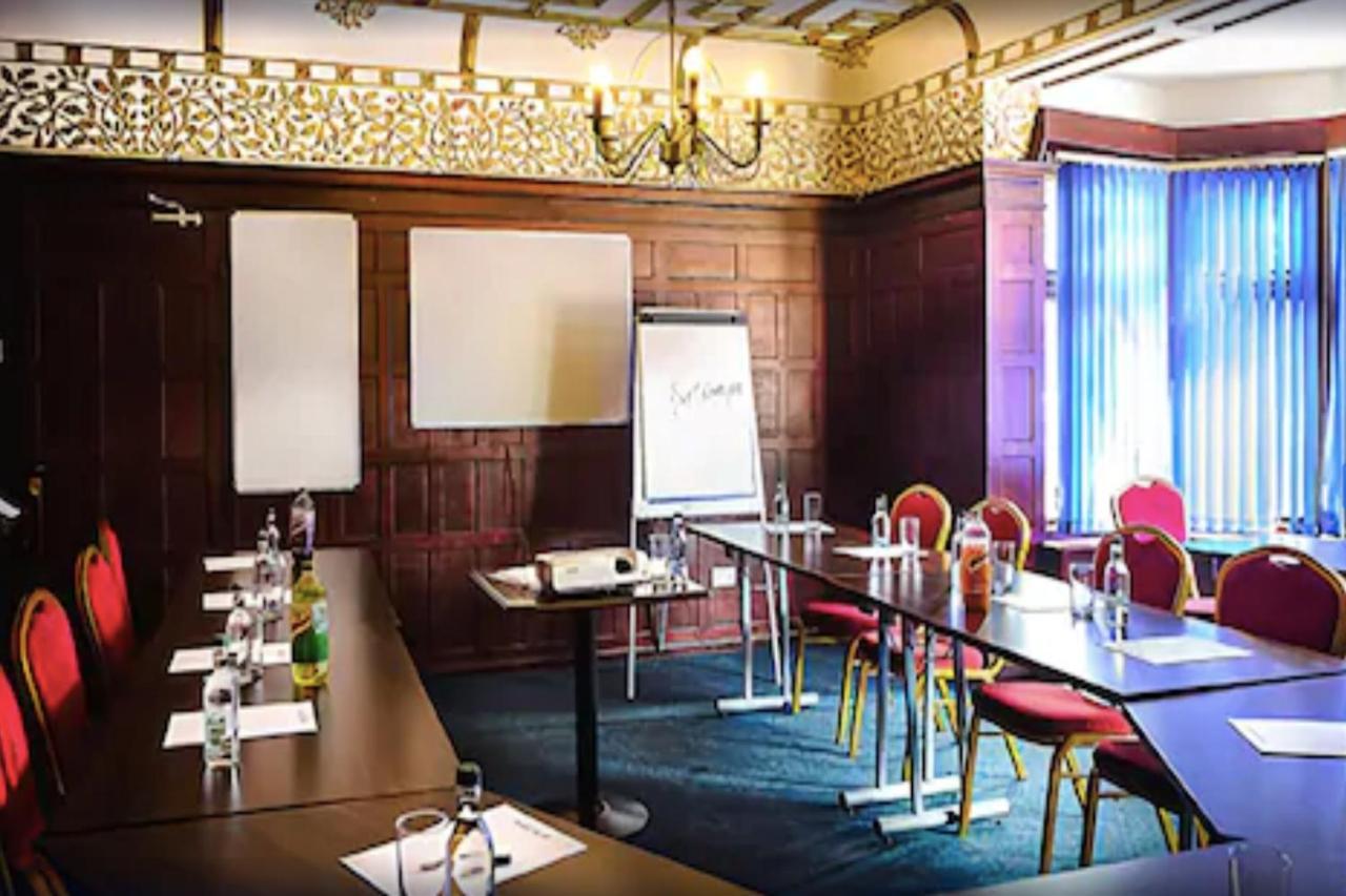 Oyo Luton Hotel Londres