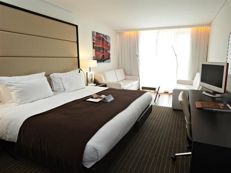 Pestana Chelsea Bridge Y Londres