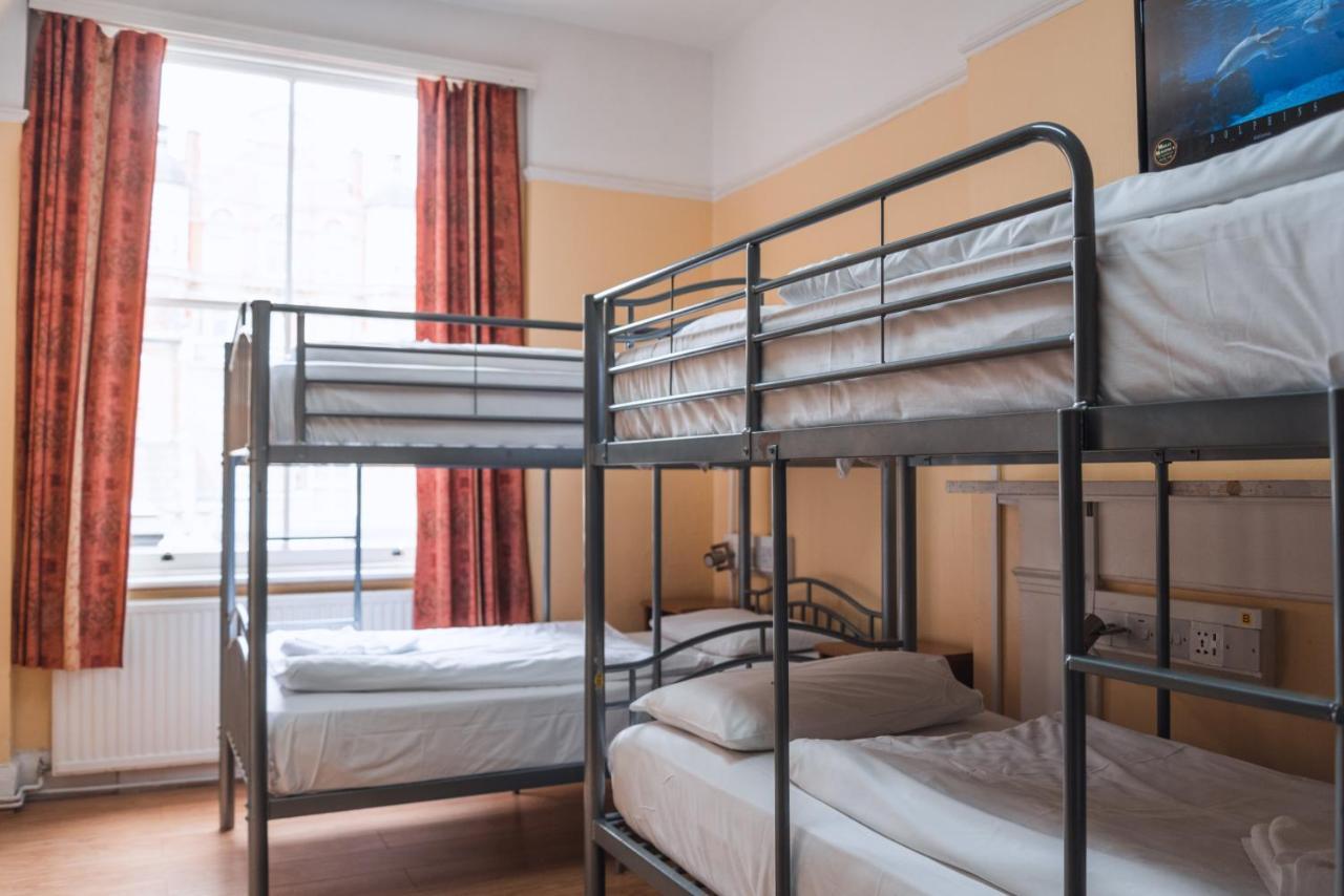 Dolphin - The 3* Londres