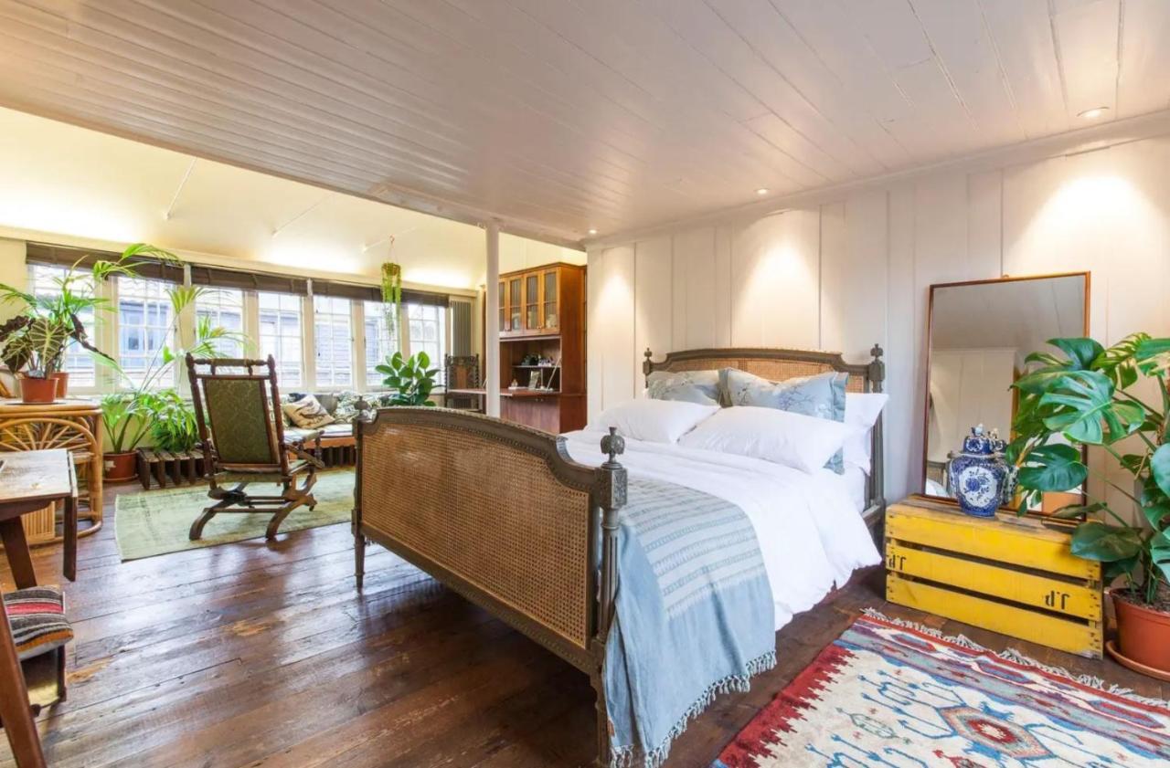 Princelet Town & Board * London