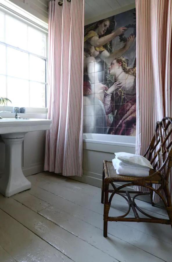 Inn Princelet Town & Board