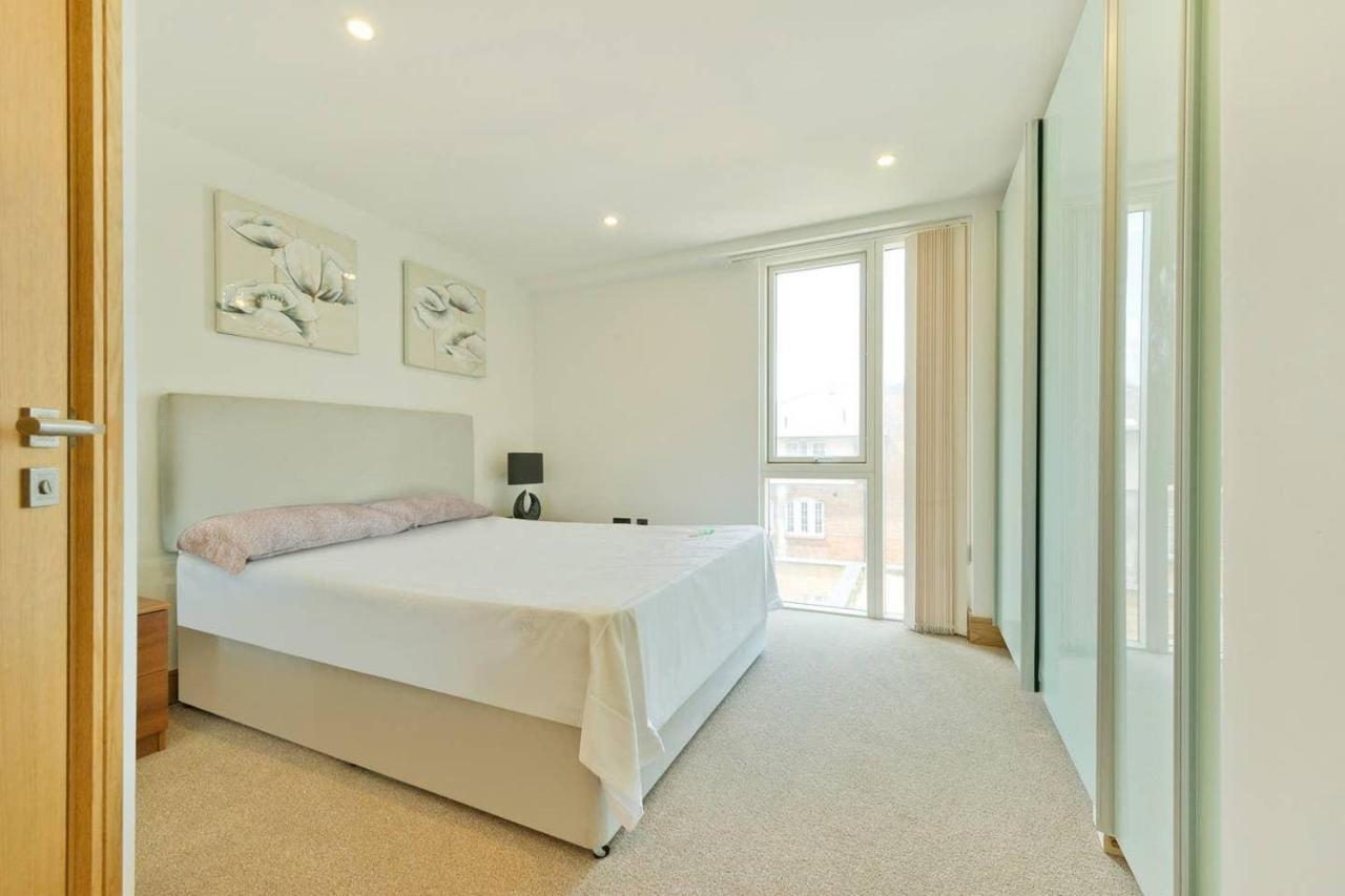 Comfortable Two Bedroom Apt In The Heart Of Kings Cross Area Appartement *