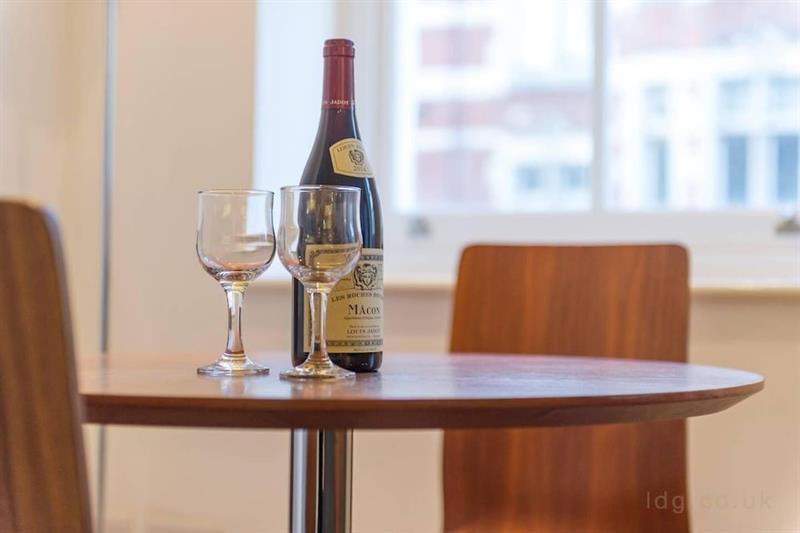 Ideal One Bedroom Close To Oxford Circus Area, Vr Appartement *