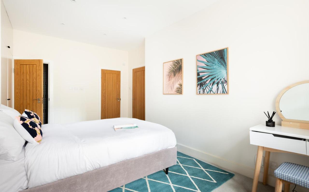The Chelsea Arms - Bright 3bdr With Garden & Private Parking Londres