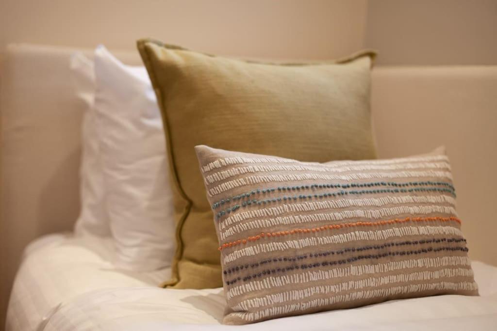 Cg1 - 2 Bedroom Apt, Kensington Garden Square View Londres