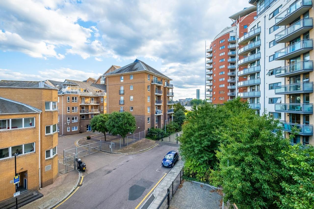 Canary Wharf/docklands/excel Spacious Apt E14 Londres