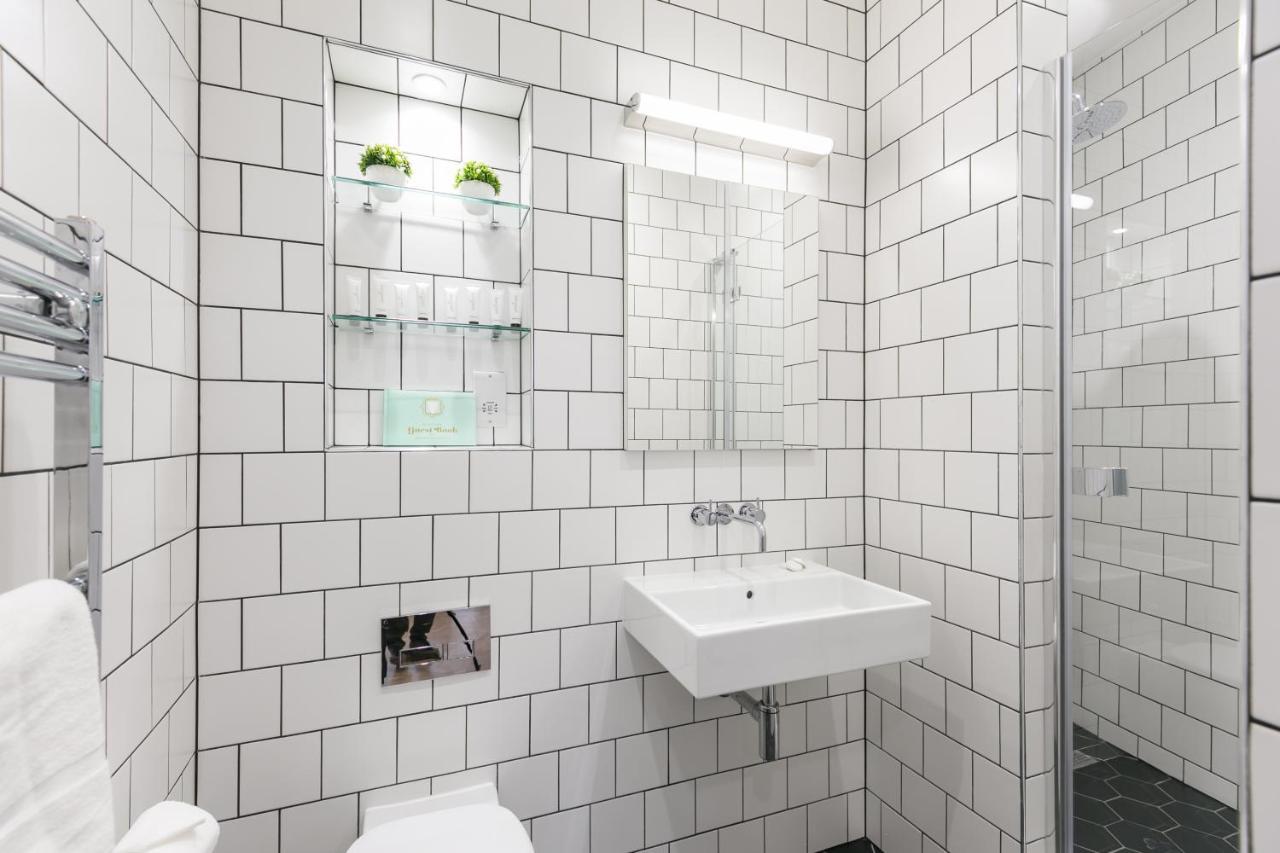 Urban Chic - Shaftesbury *