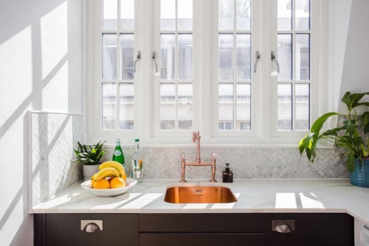 Future Apartment *