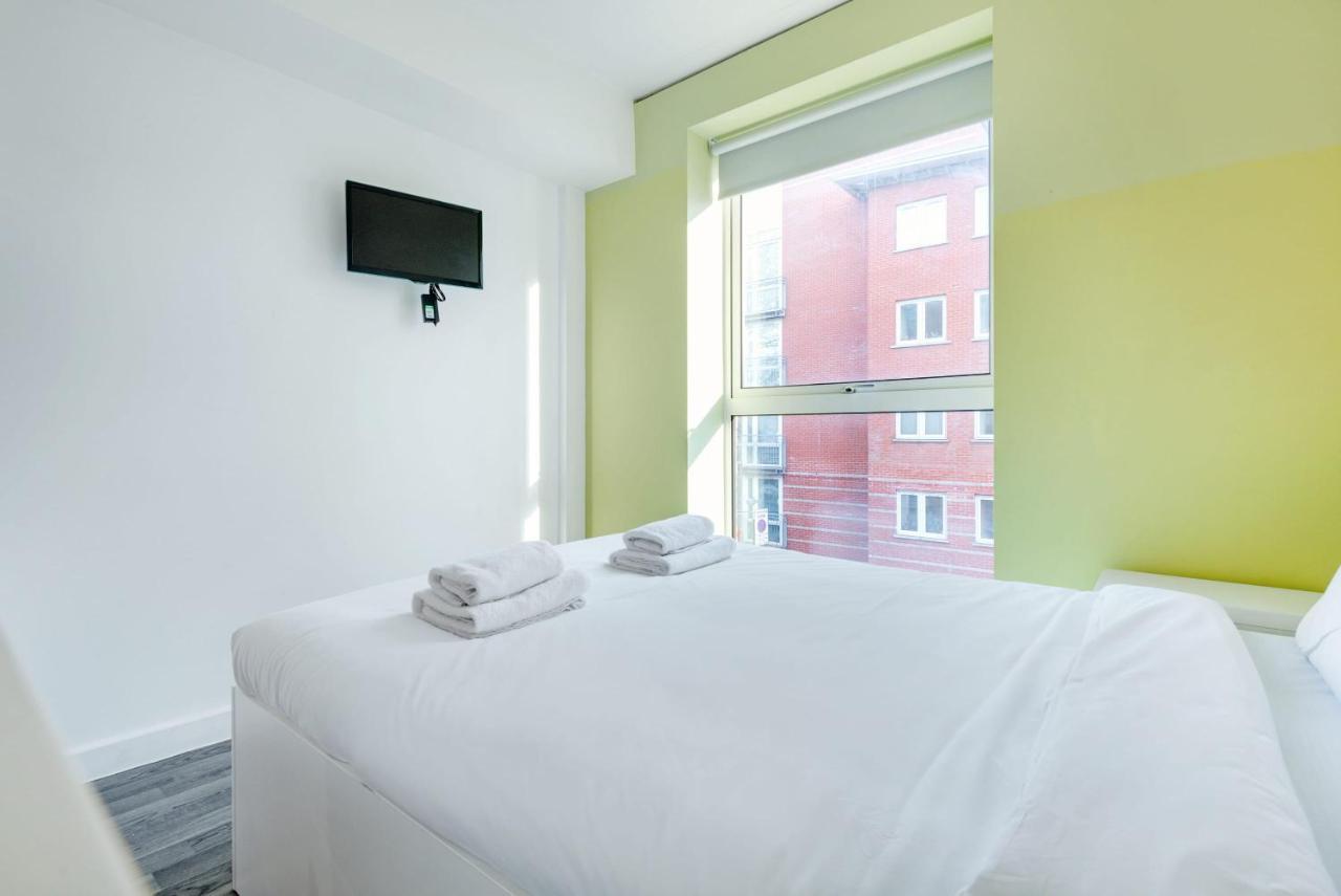 Apartment Amazing Studio - Posh Area - Minutes Central *