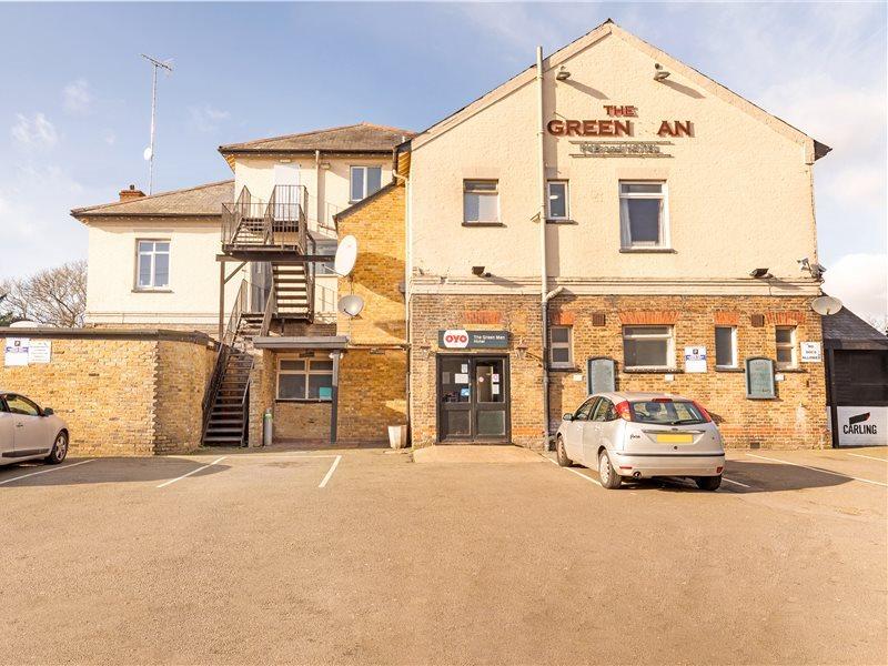 Oyo The Man Pub And 3* Londres