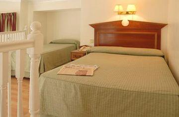 Hotel Royal Eagle