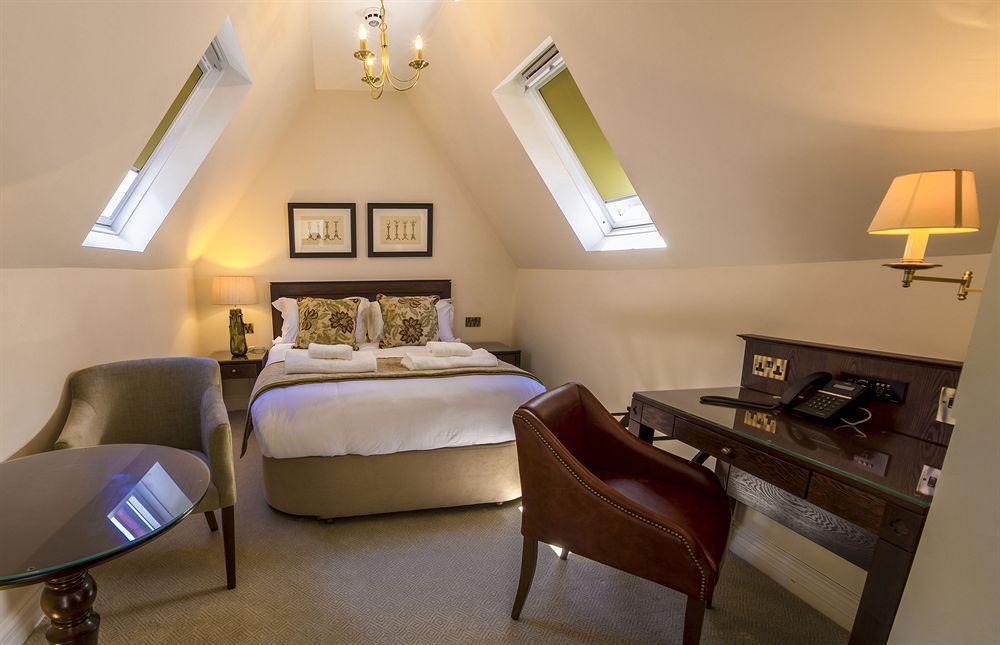 St Paul's 4*