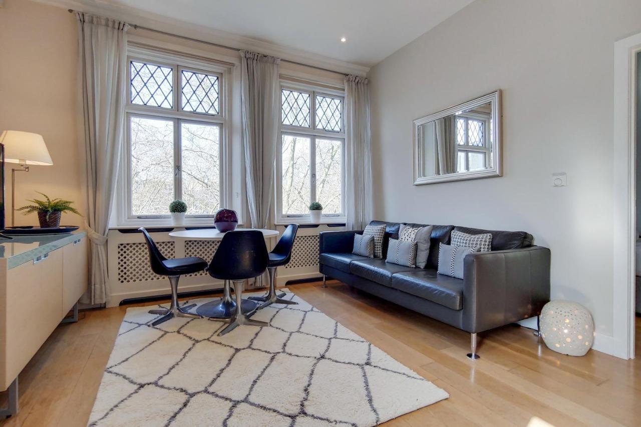 Cg1 - 2 Bedroom Apt, Kensington Garden Square View Apartamento