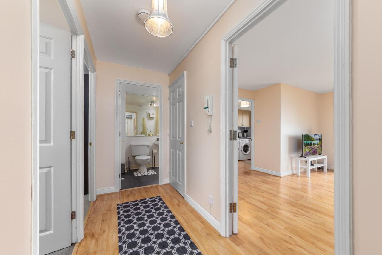 Appartement By Rehoboth - 23 Thames View - Upper - Woolwich *