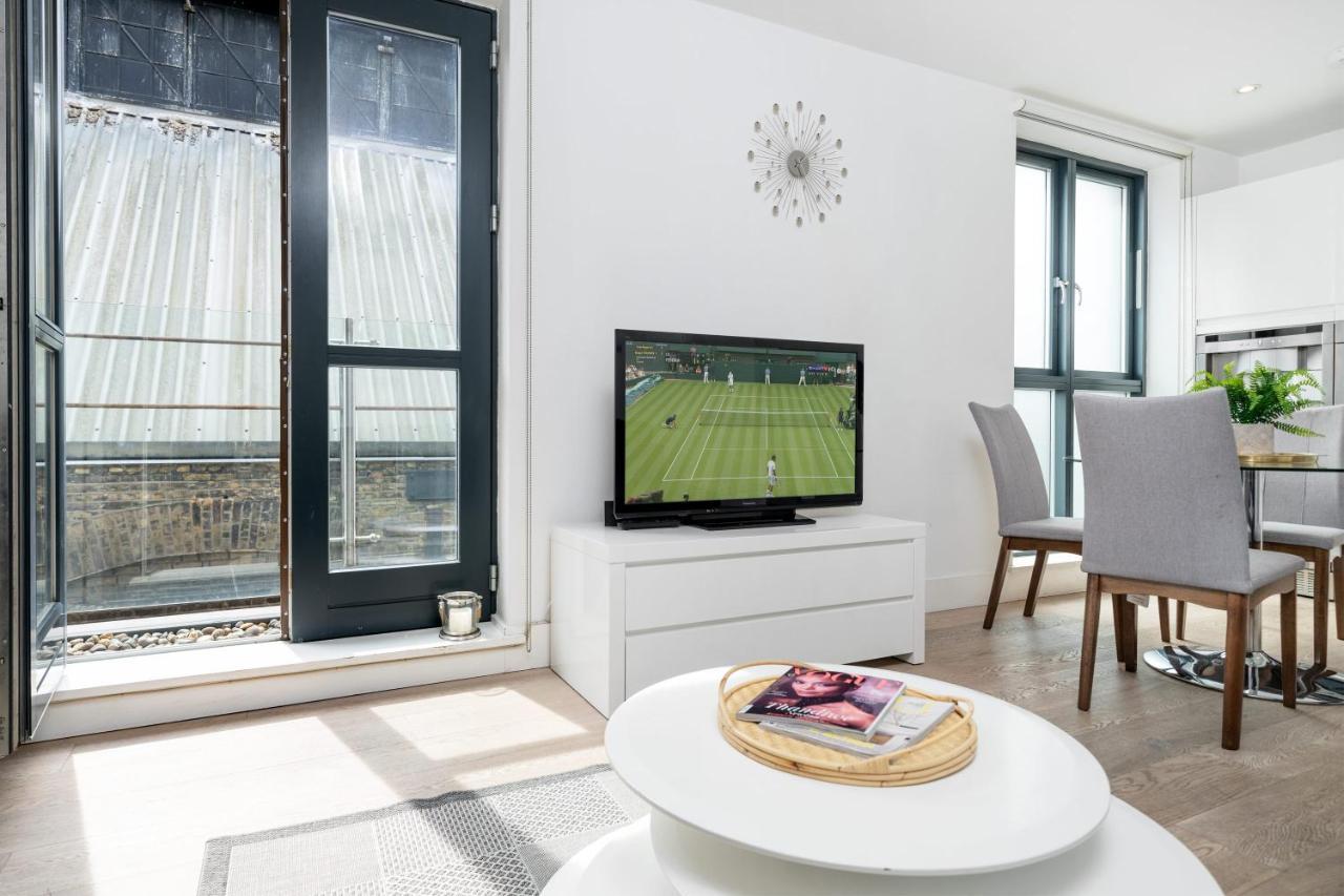 Apartment Spacious 2 Bedroom, 3 Beds 2,5 Bathroom, Trafalgar Square London