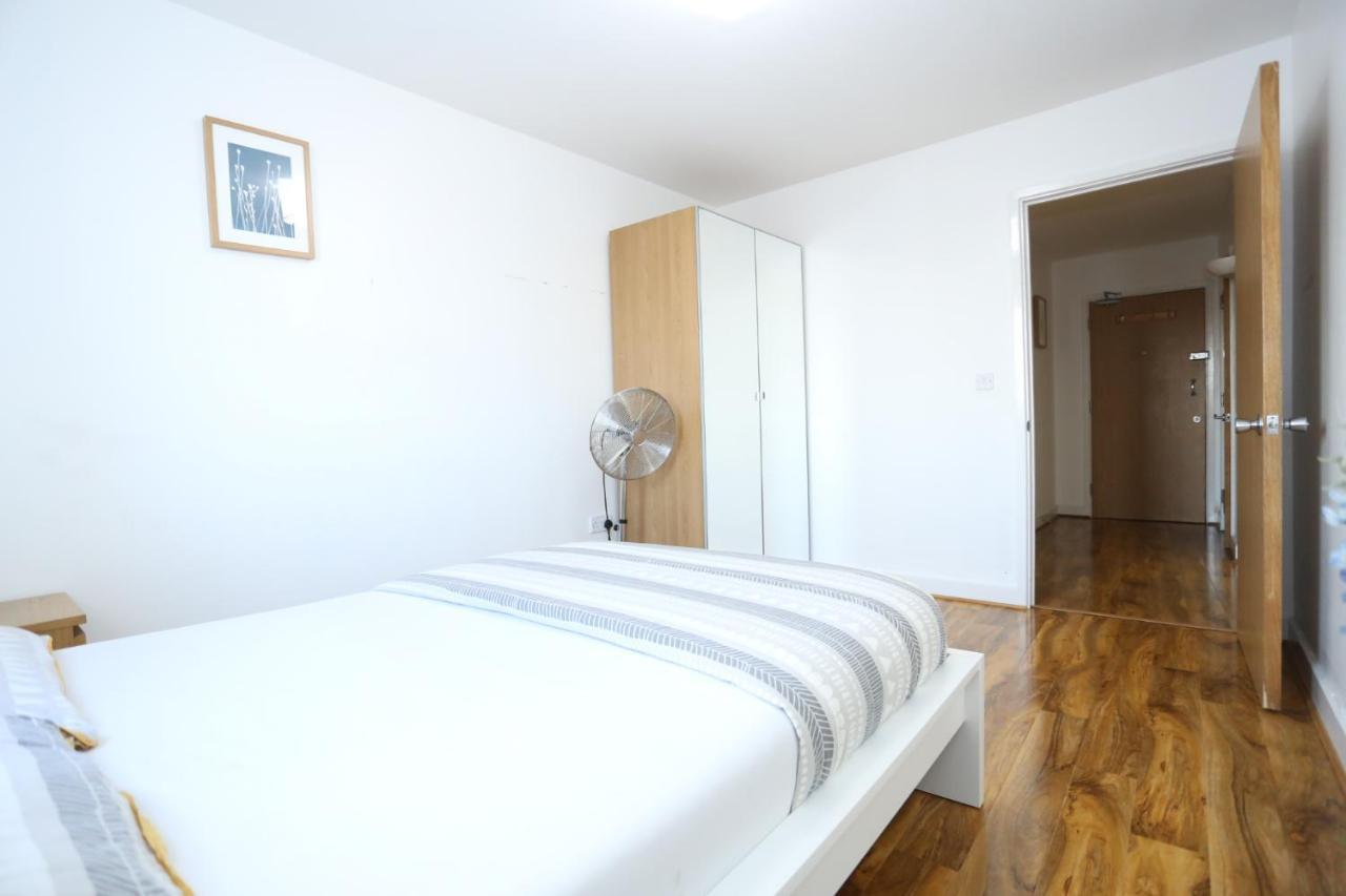Apartamento Lovely View 2 Beds 2 Bath Apartment, Londres