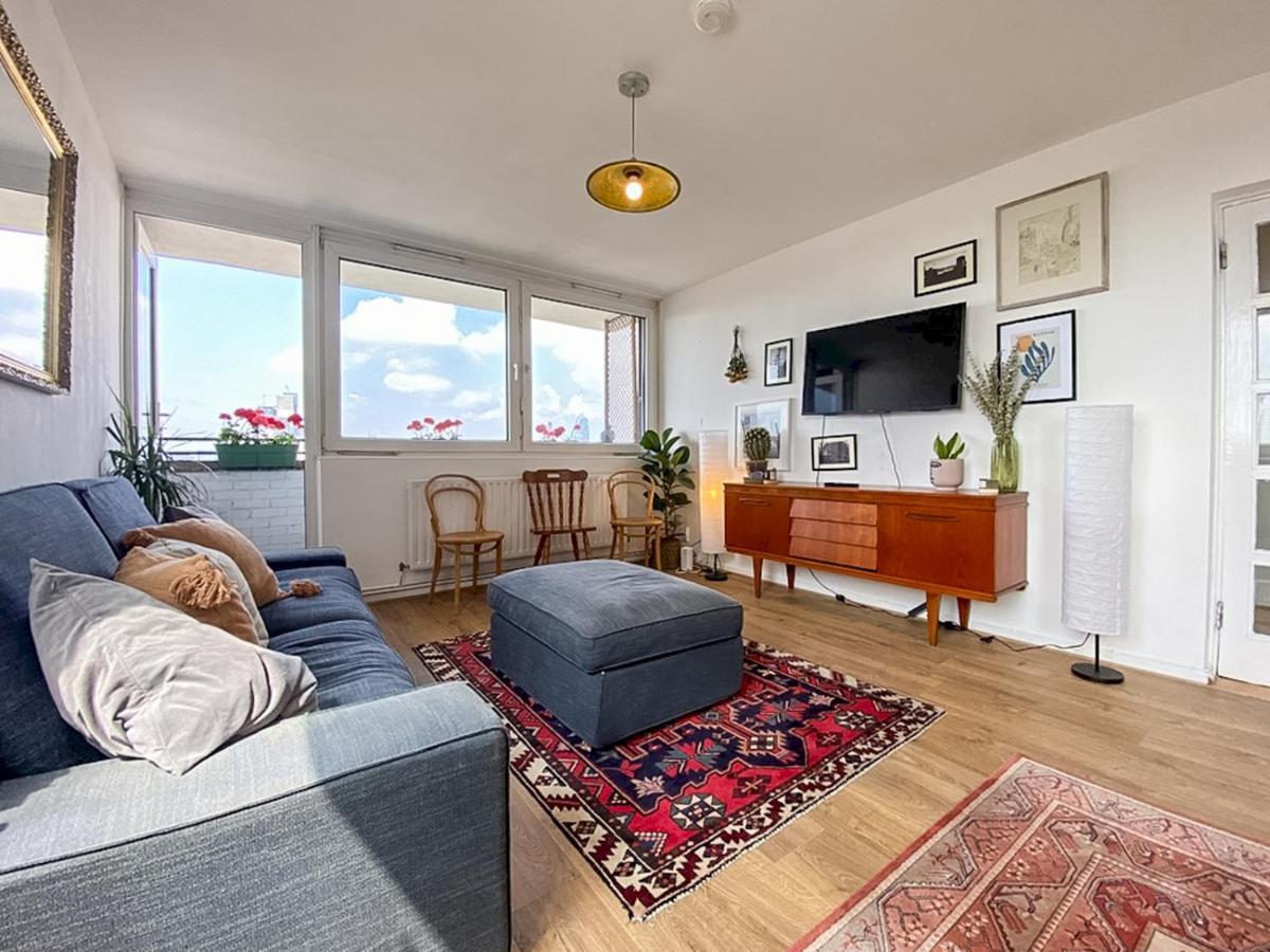 Pass The Keys Spacious 2bedroom Flat With Views In Bridge *