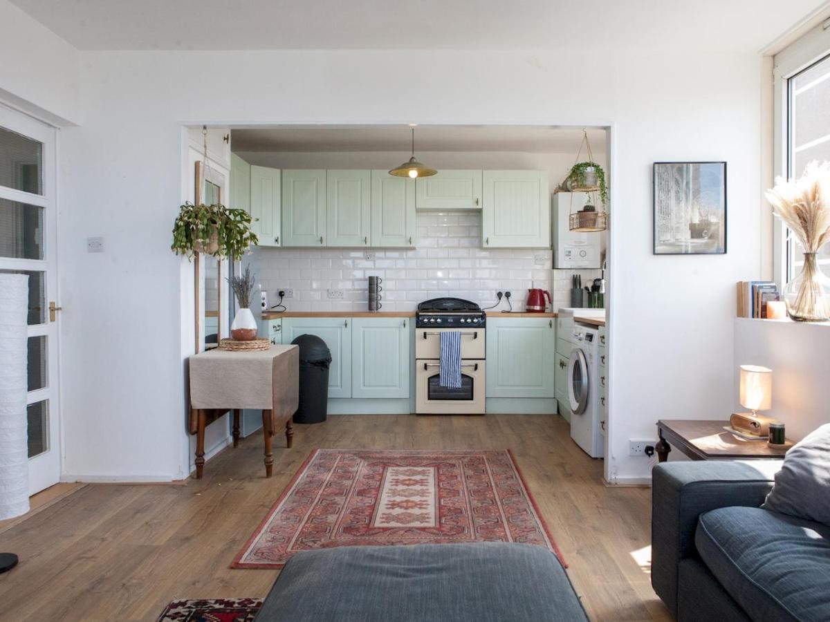 Pass The Keys Spacious 2bedroom Flat With Views In Bridge * Londres