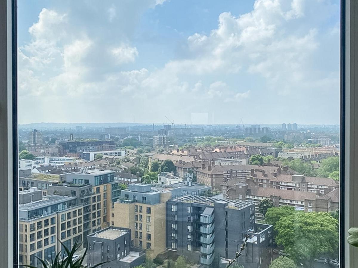 Pass The Keys Spacious 2bedroom Flat With Views In Bridge
