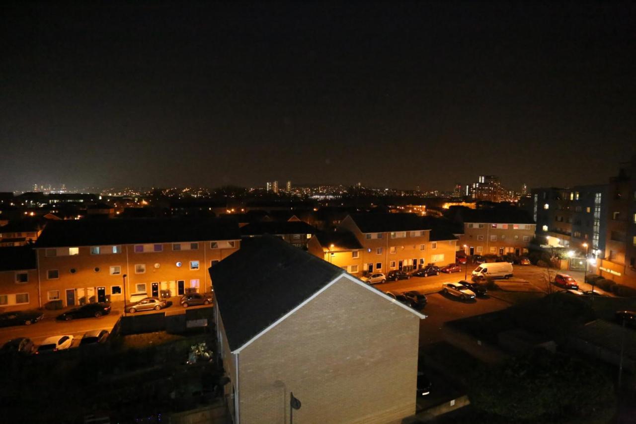Lovely View 2 Beds 2 Bath Apartment, Apartamento Londres