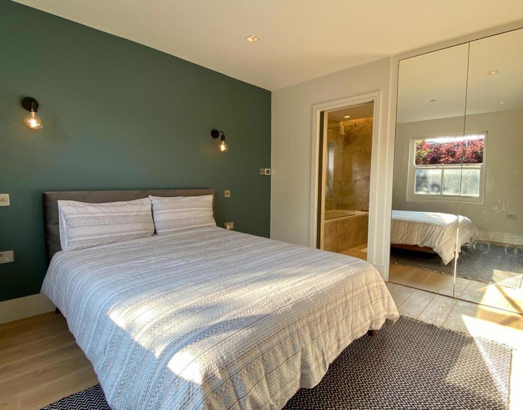 New Build Modern 1 Bedroom * Londres