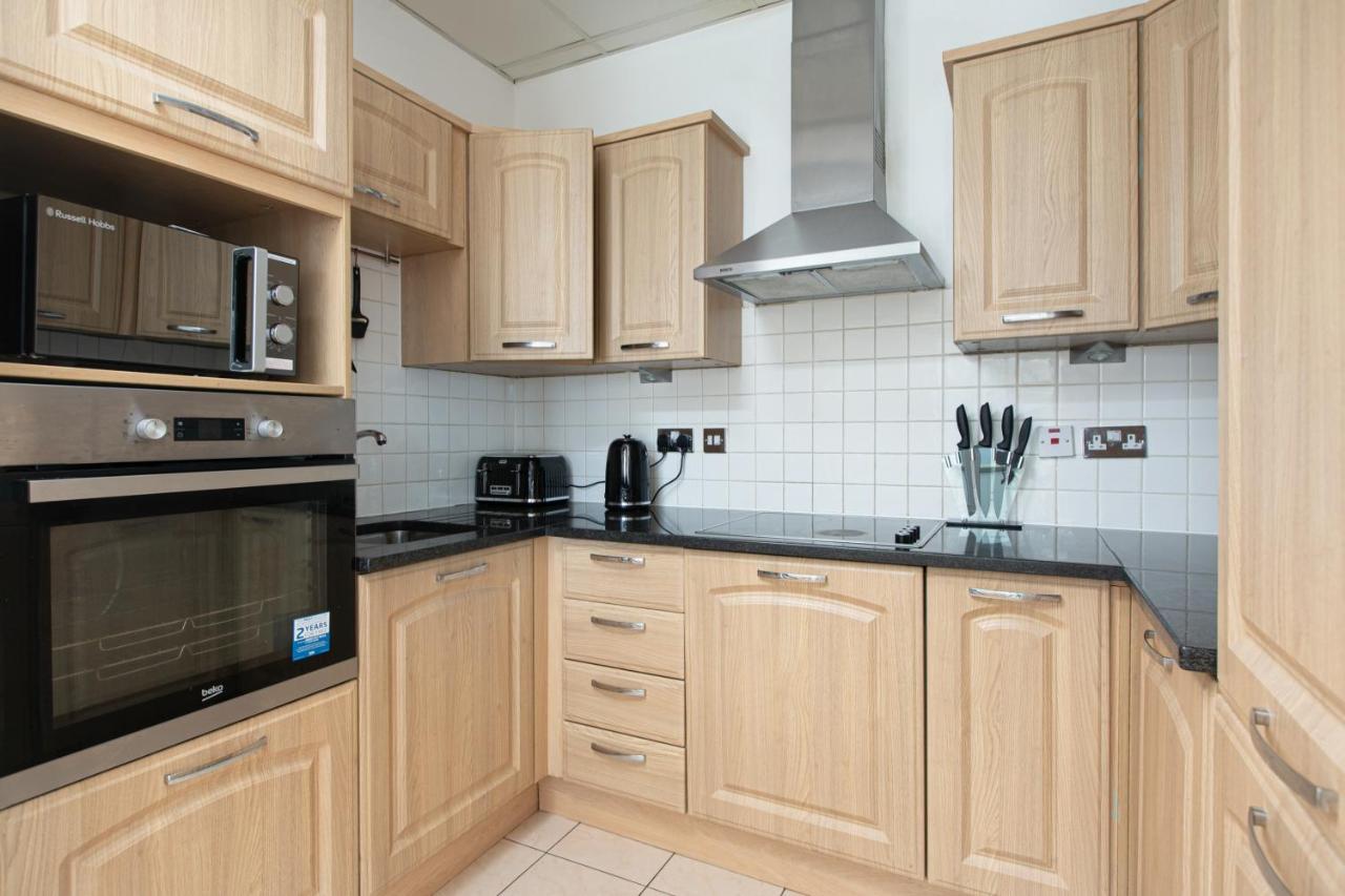 Apartamento Skyvillion - 3bed Penthouse Near Airport, O2 Arena, Excel Centre With Parking