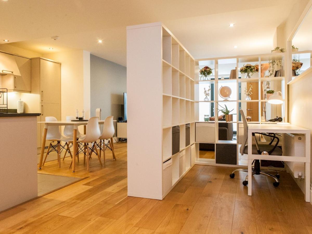 Pass The Keys Large And Modern Studio Flat In South East * London
