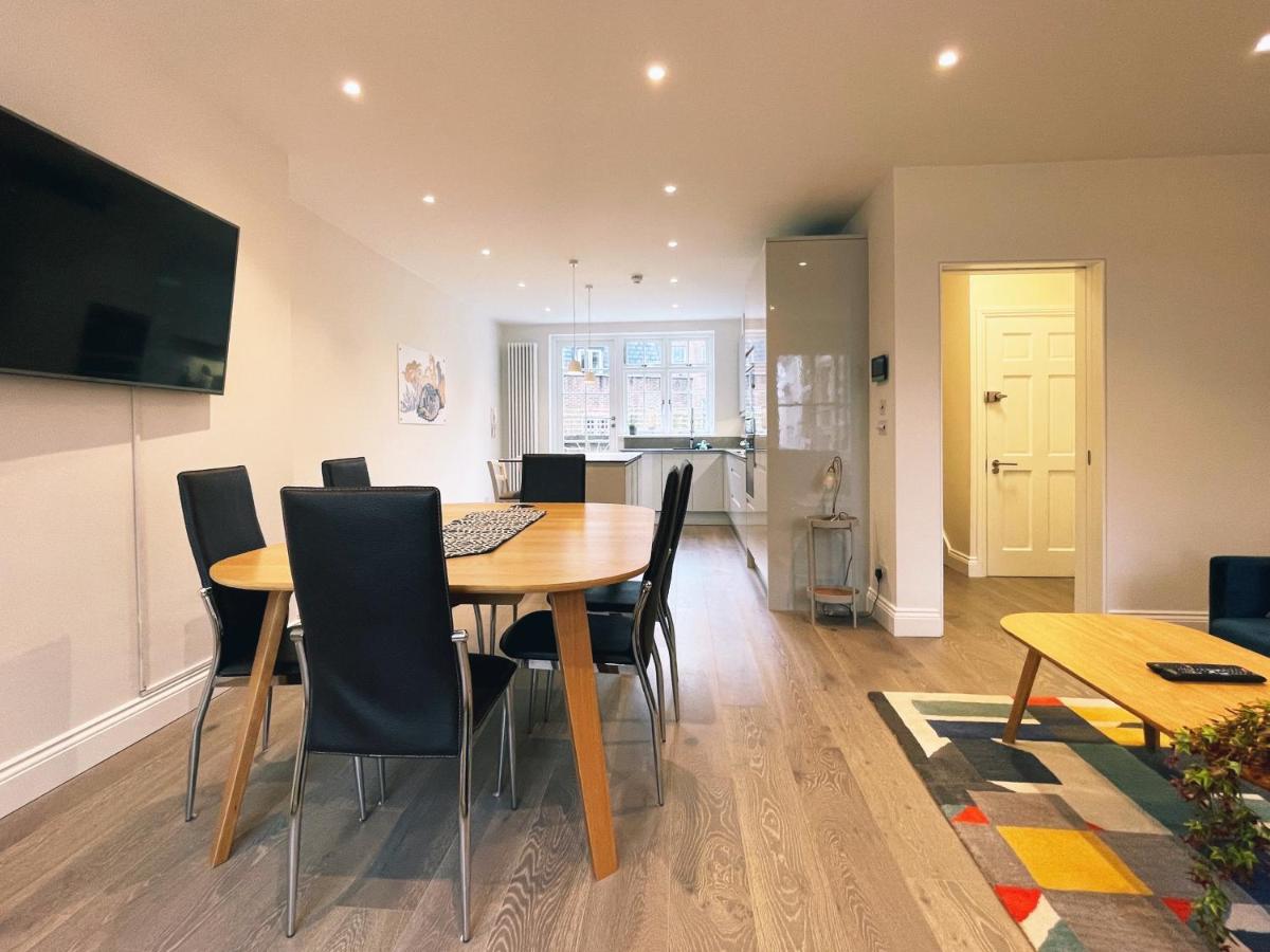 Apartment James's Place On Oxford Street