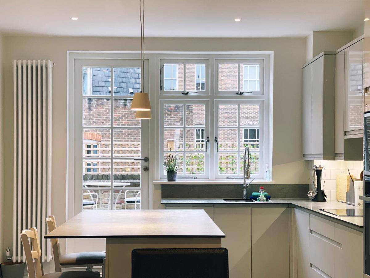 Apartment James's Place On Oxford Street *
