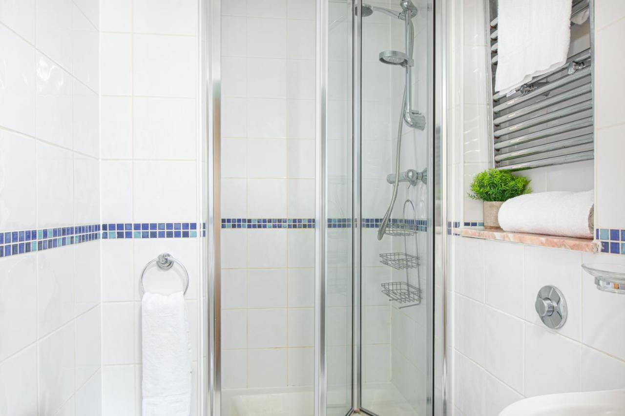 Apartamento Skyvillion - 3bed Penthouse Near Airport, O2 Arena, Excel Centre With Parking