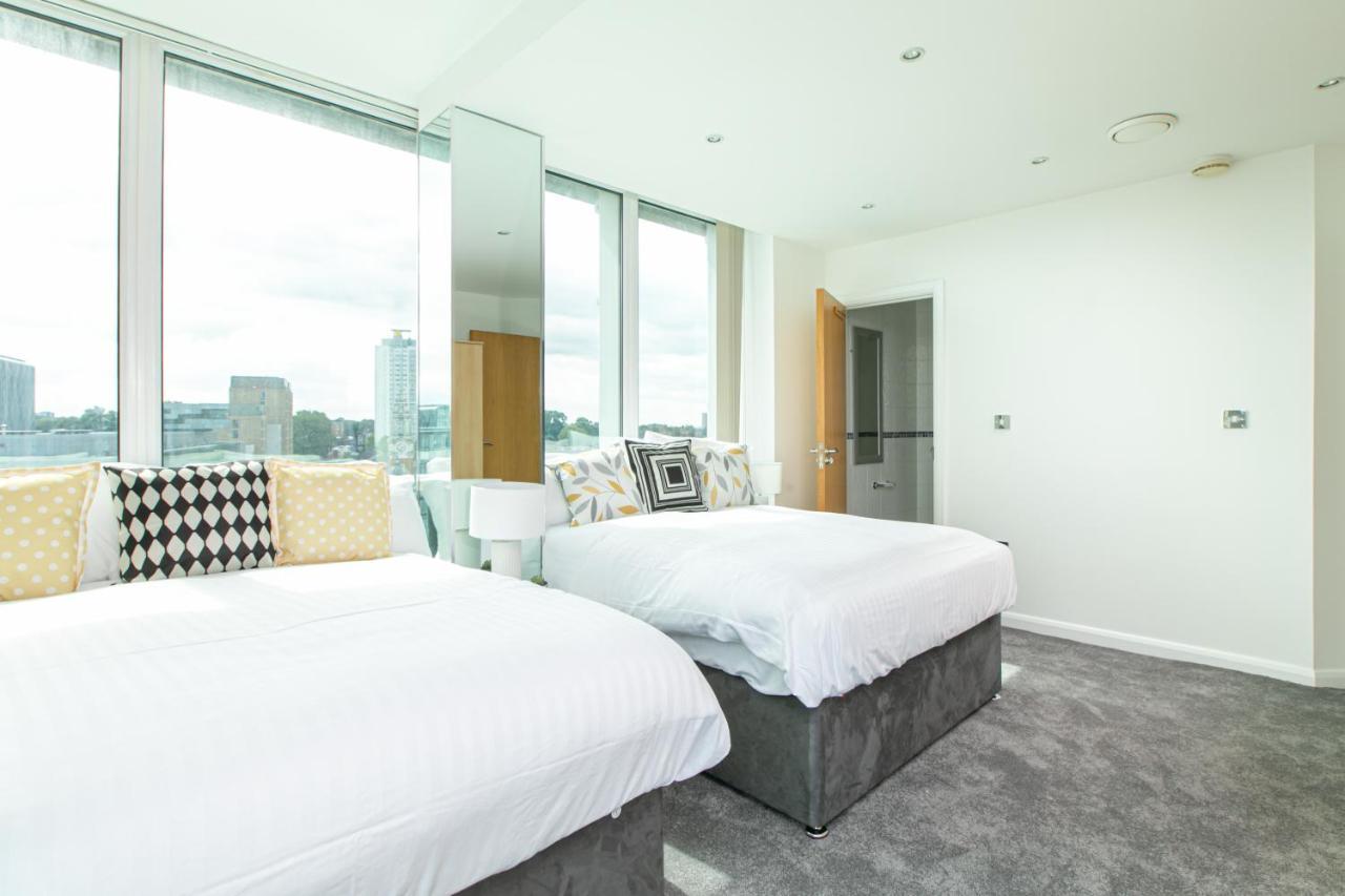 Skyvillion - 3bed Penthouse Near Airport, O2 Arena, Excel Centre With Parking Apartamento Londres