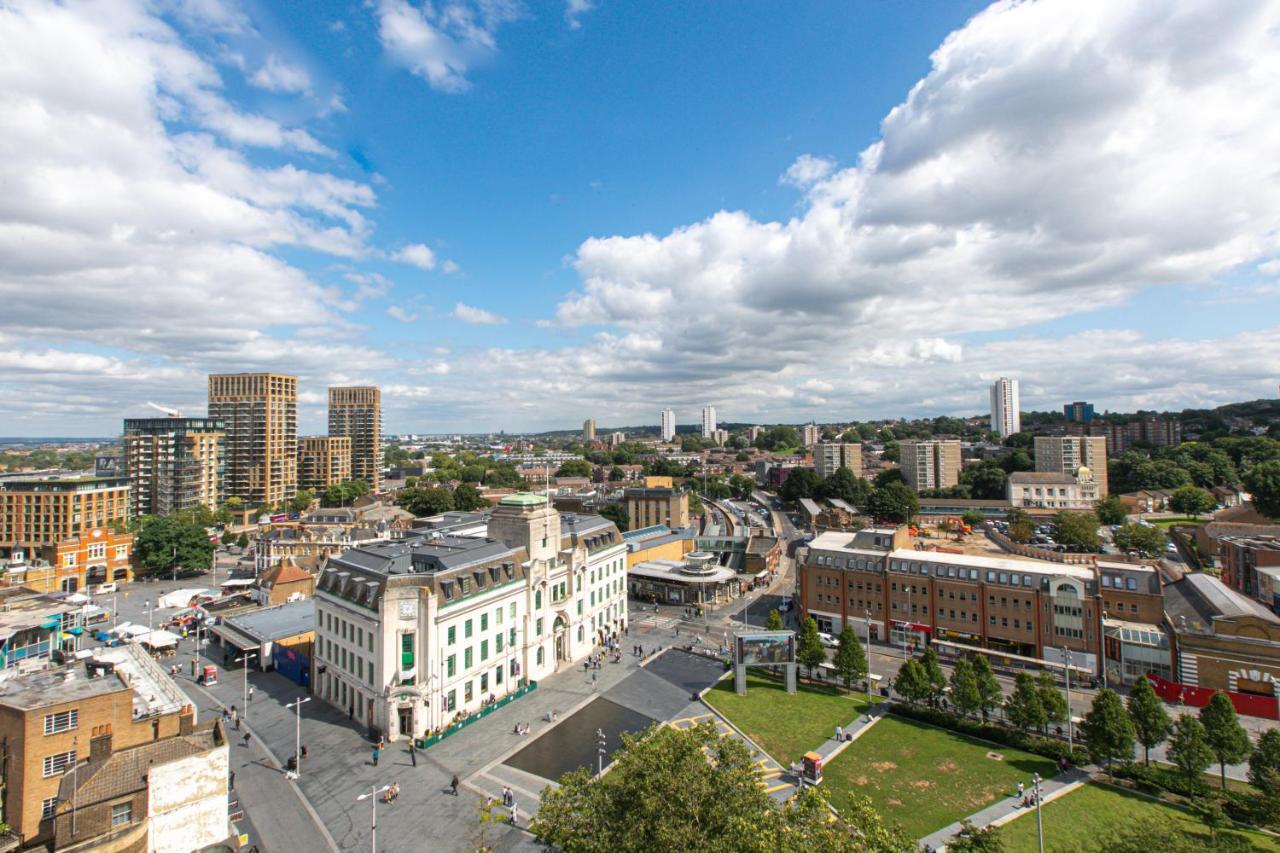 Skyvillion - 3bed Penthouse Near Airport, O2 Arena, Excel Centre With Parking Apartamento