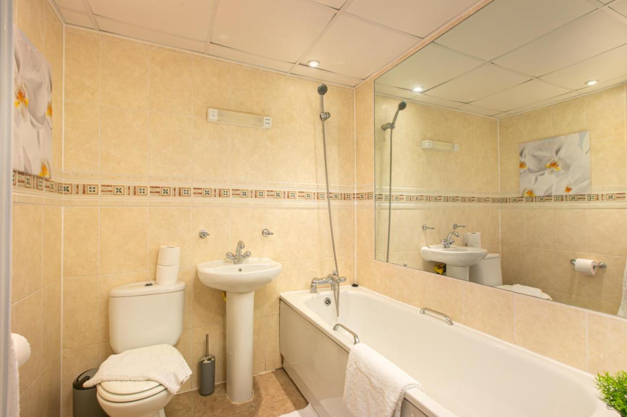 Apartamento Skyvillion - 3bed Penthouse Near Airport, O2 Arena, Excel Centre With Parking *